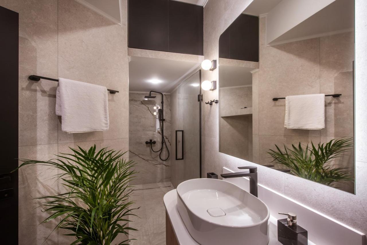 Relaxo Collection Luxury Suites In The Heart Of Heraklion Exterior foto